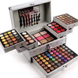 Pure Vie All in One Makeup Kit